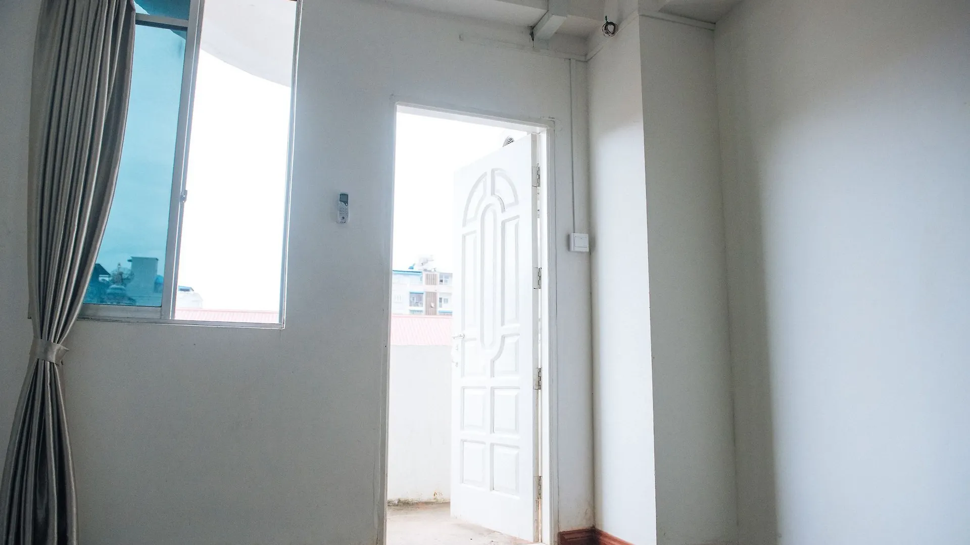 Dengba Hostel Yangón 0*,  Birmania